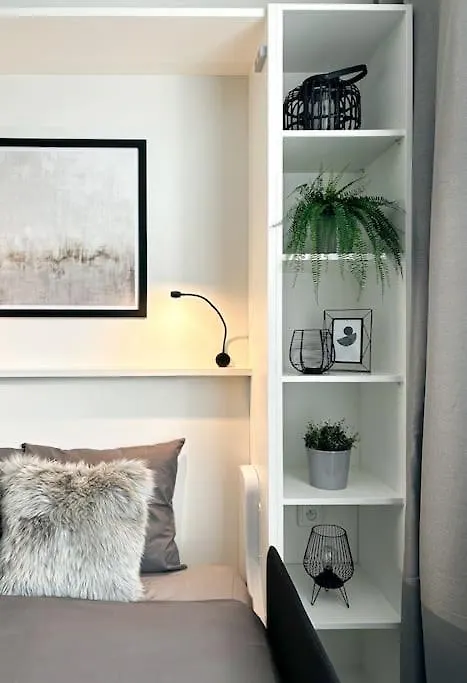 Byt V Meste Praha Smichov S Netflix Apartment